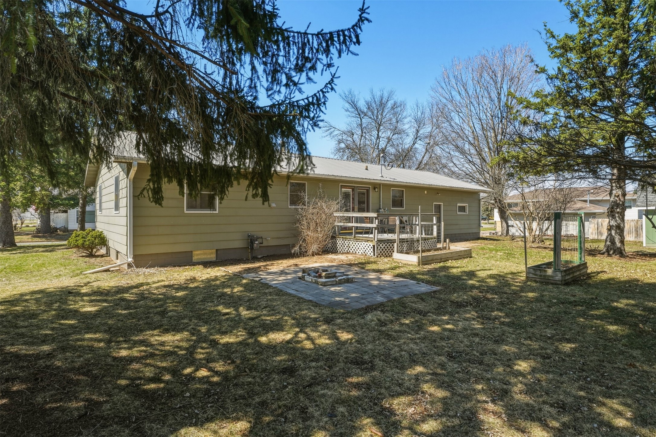 2808-Knapp-Menomonie-WI-54751-6