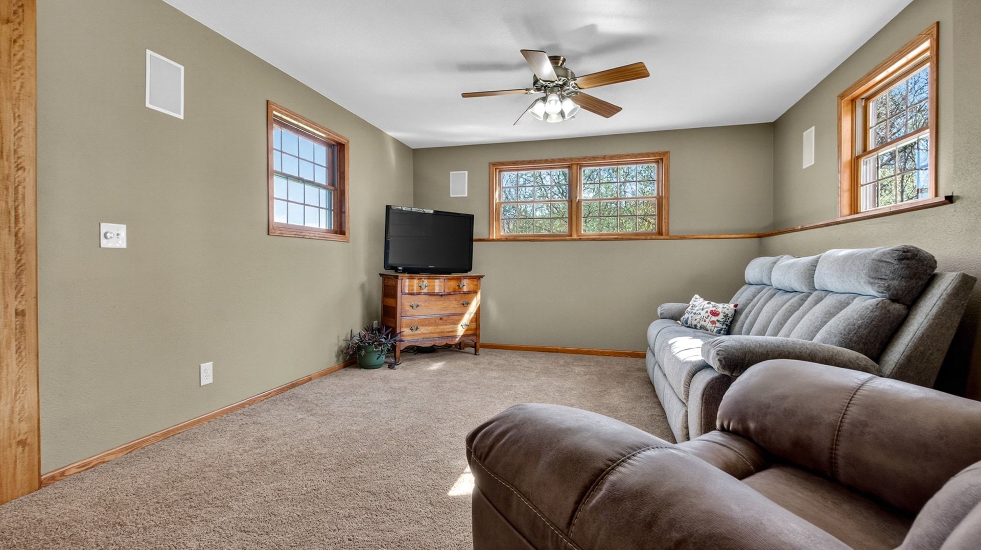 2815 Dairyland Road SE, Menomonie, WI