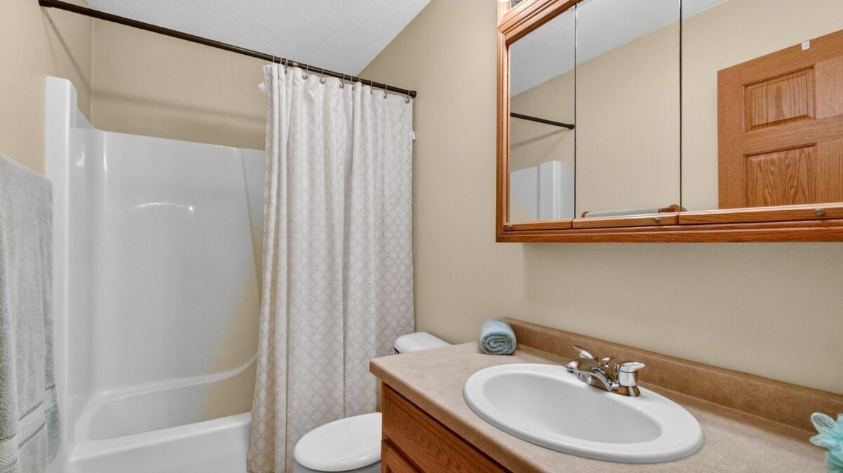 2815 Dairyland Road SE, Menomonie, WI