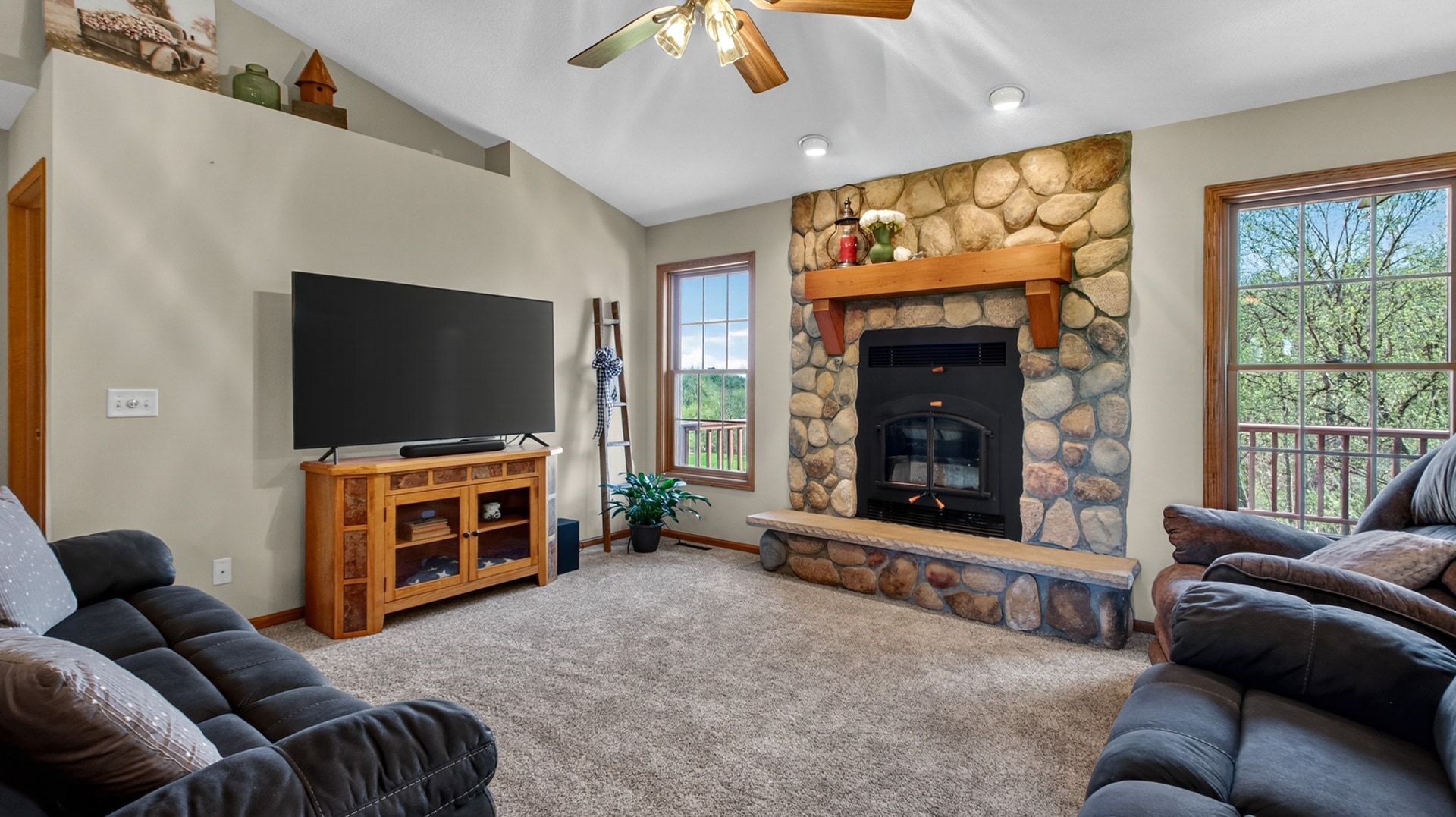 2815 Dairyland Road SE, Menomonie, WI