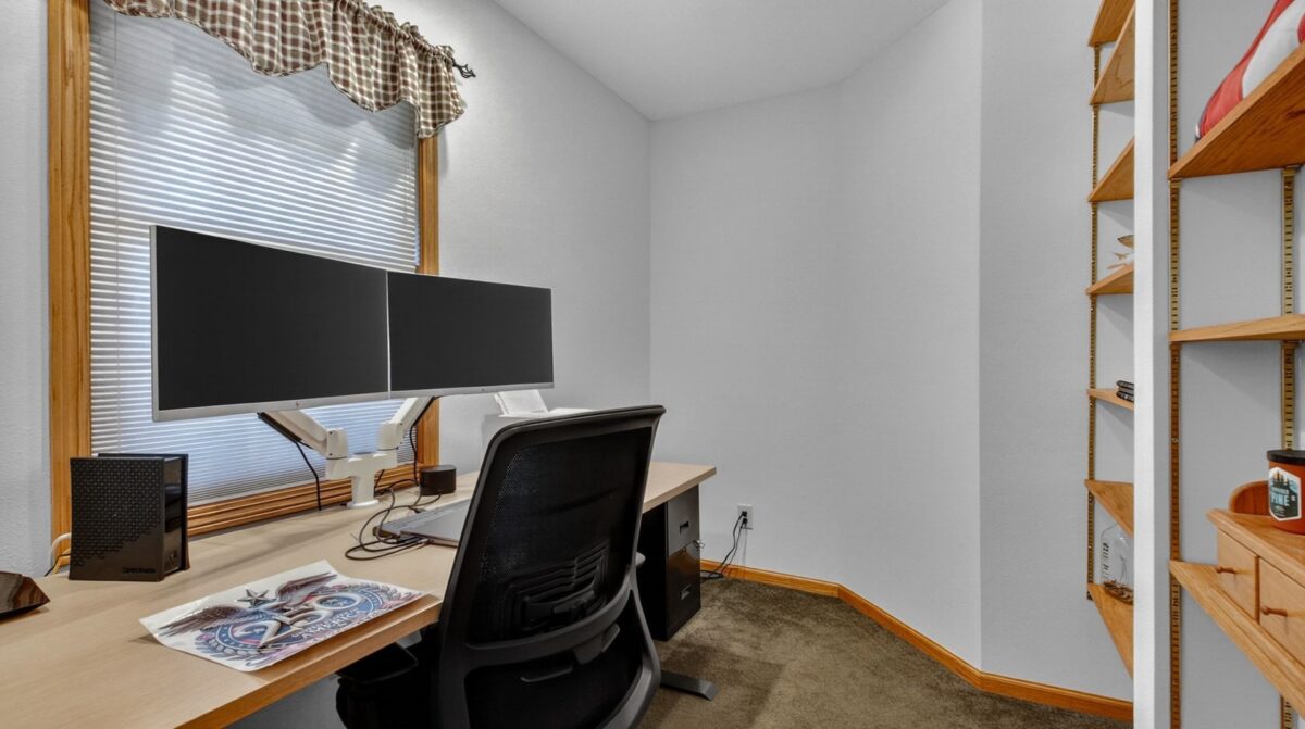 2815 Dairyland Road SE, Menomonie, WI