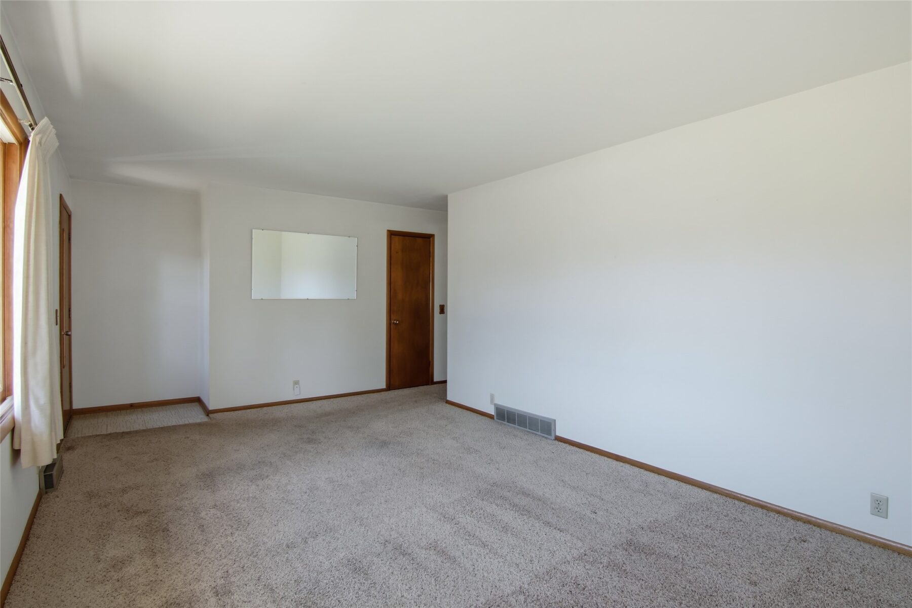 Residential at 2824 Seymour Road, Eau Claire, WI 54703 — photo 6