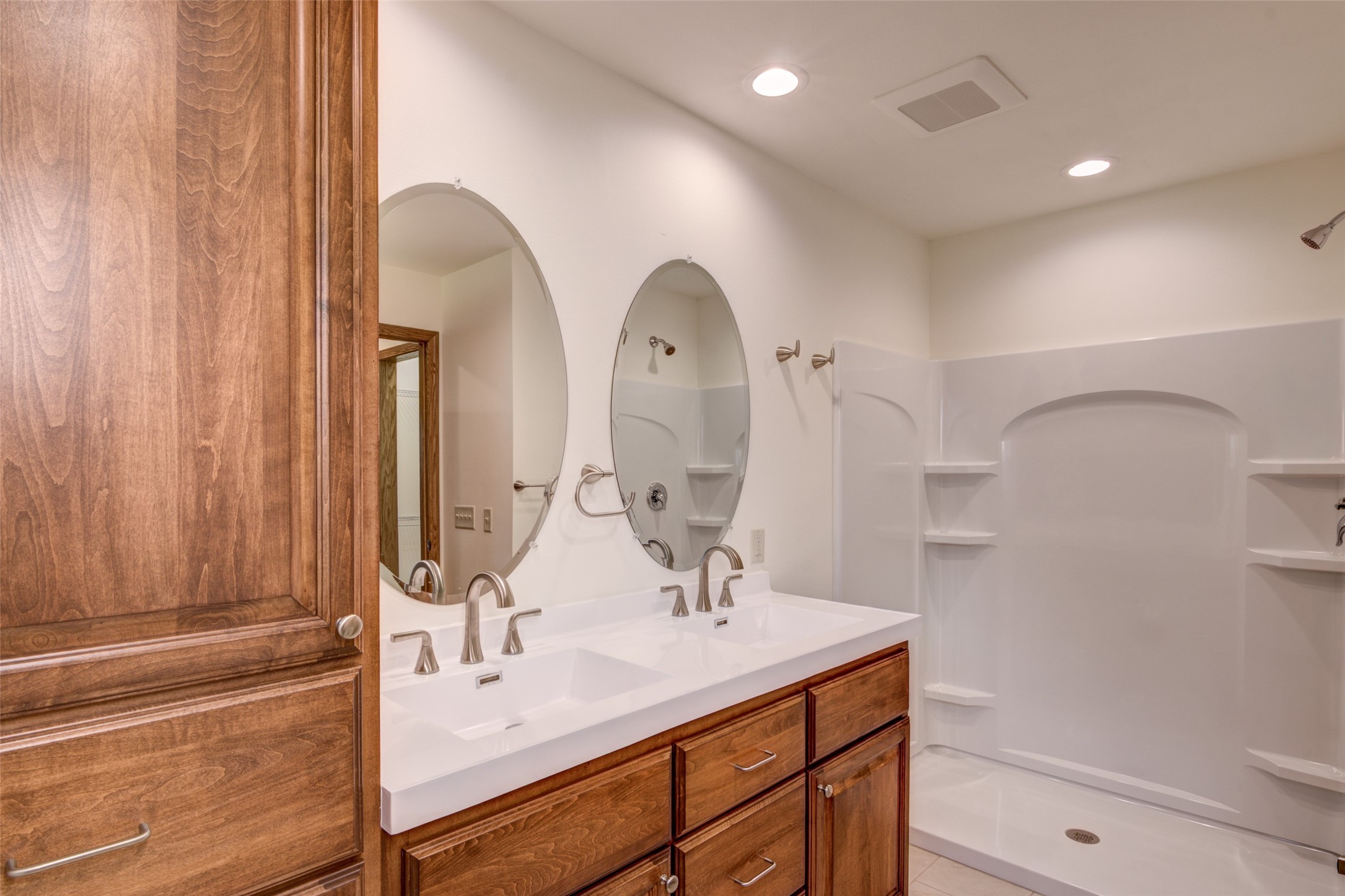 2916 Trinity Street, Eau Claire, WI — photo 16