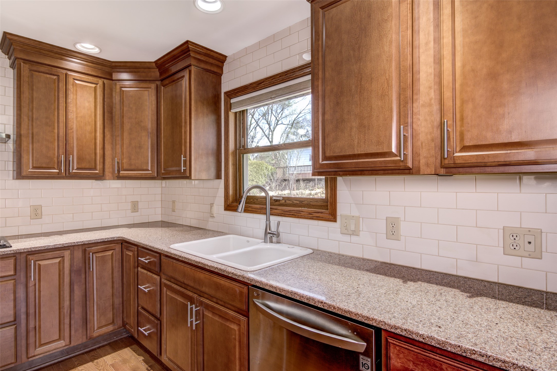 2916 Trinity Street, Eau Claire, WI — photo 8