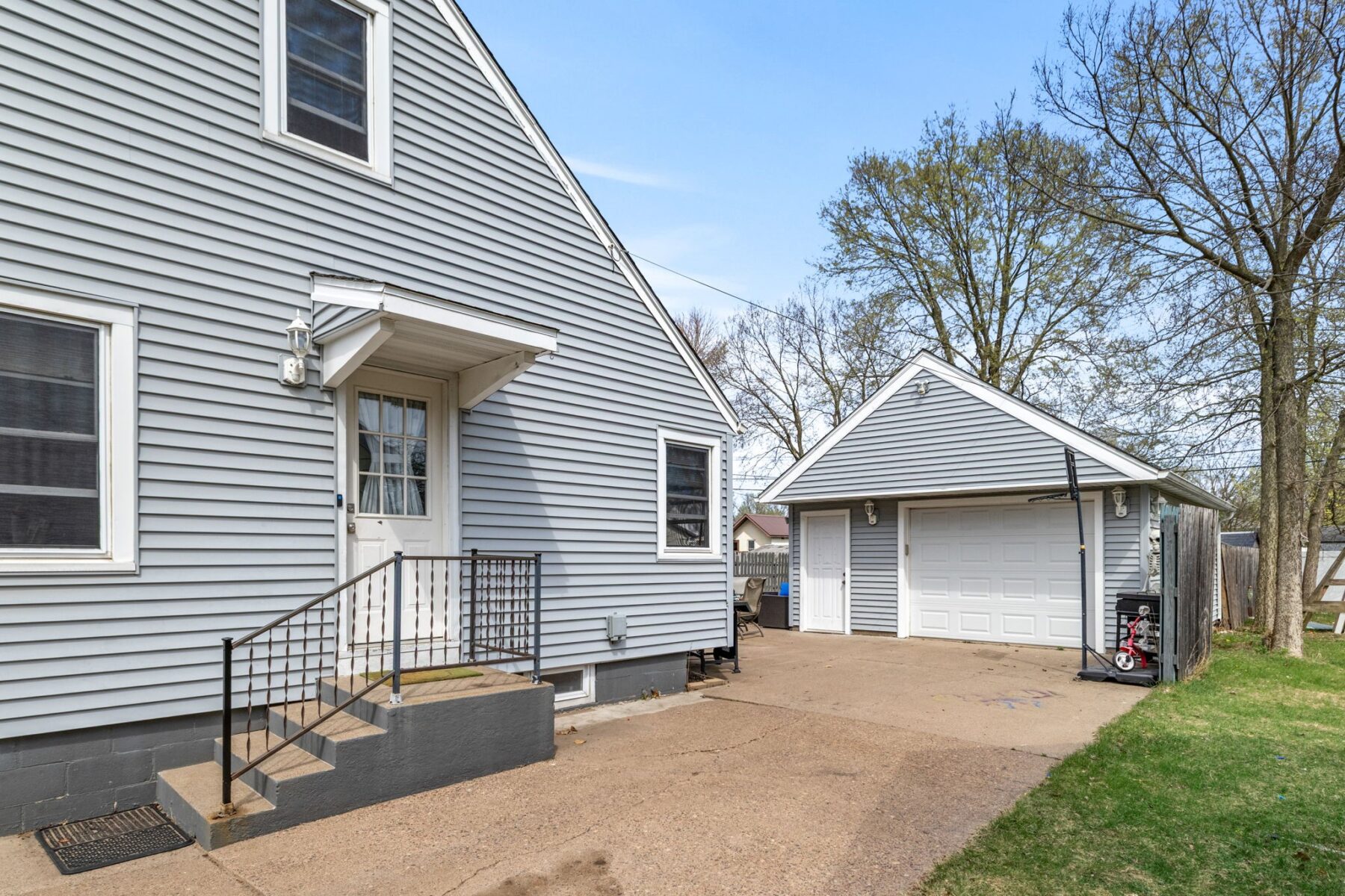 2931 8th Street, Eau Claire, WI — photo 3