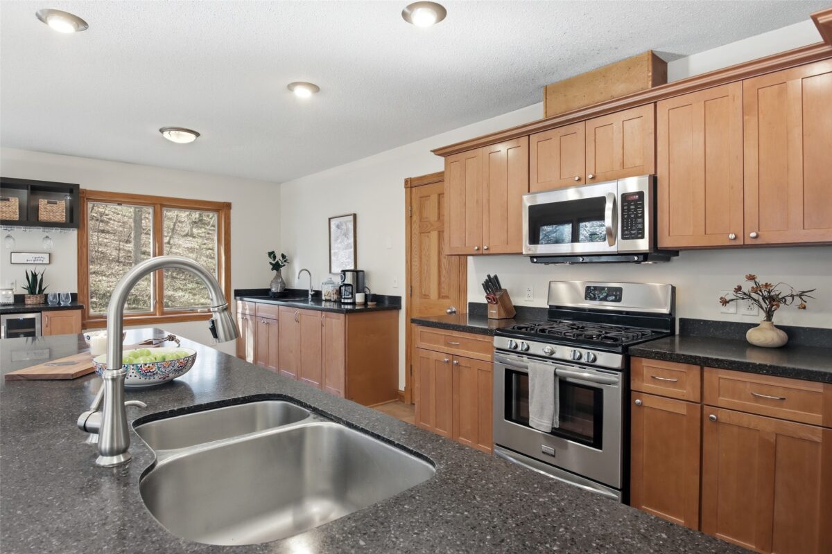 Residential at 2936 Boston Drive, Eau Claire, WI 54703 — photo 10