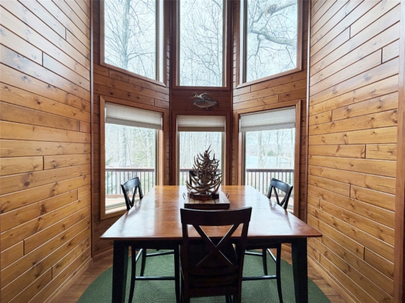 Residentialhouse for sale picture with an address of  2978 28 7/16 Street in Birchwood and a list price of 437700