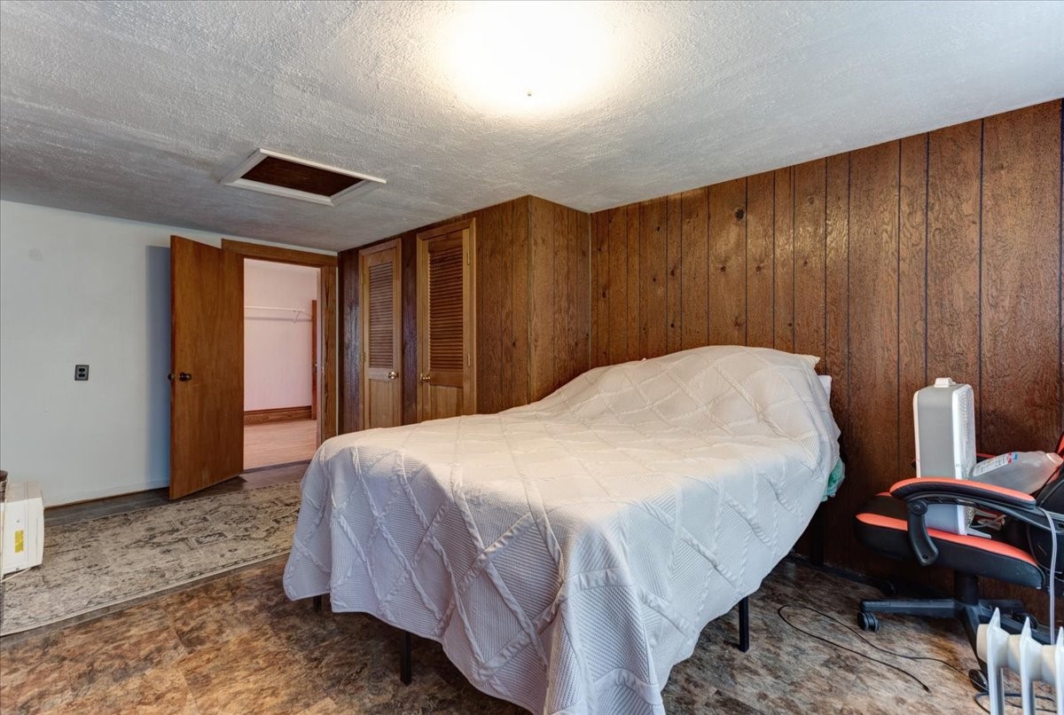 302 E Main Street E, Durand, WI — photo 18