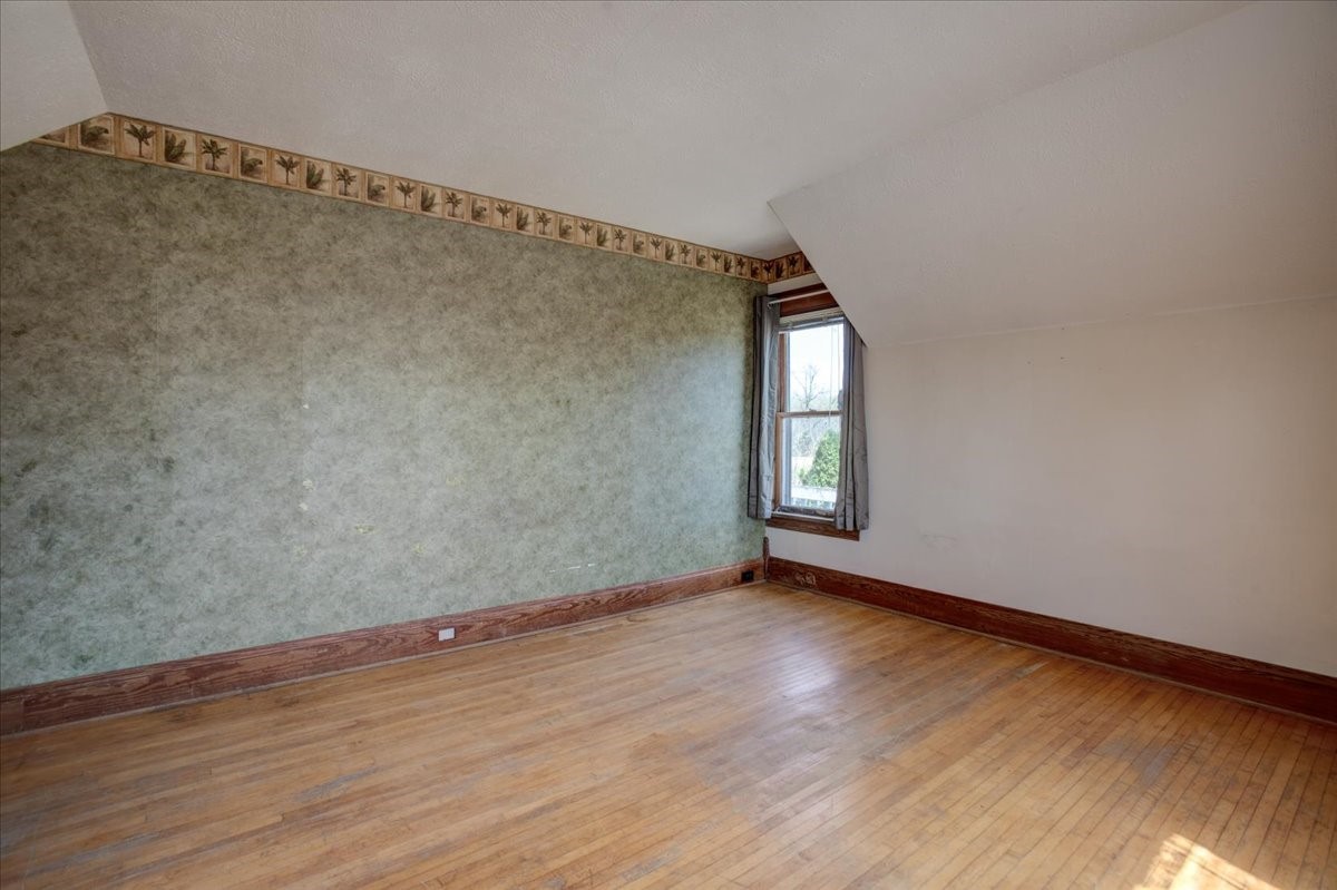 302 E Main Street E, Durand, WI — photo 24