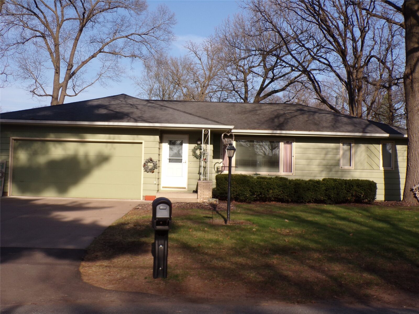 3045 Wedgewood Avenue Eau Claire WI 54703 — photo 2
