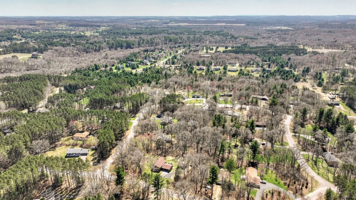 Residential at 3065 Davis Drive, Eau Claire, WI 54701 — photo 35