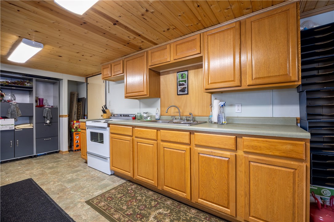 310 W 9th Street N, Ladysmith, WI — photo 11