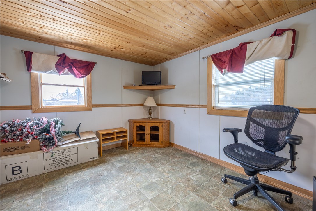 310 W 9th Street N, Ladysmith, WI — photo 13