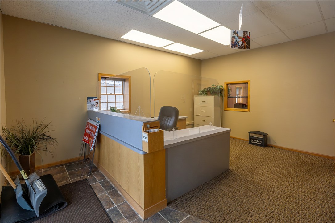 310 W 9th Street N, Ladysmith, WI — photo 3