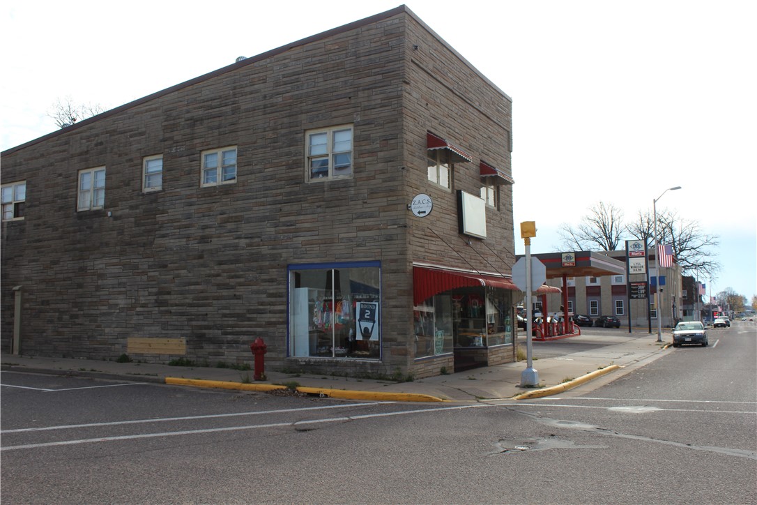 314 N Broadway Street, Stanley, WI — photo 2