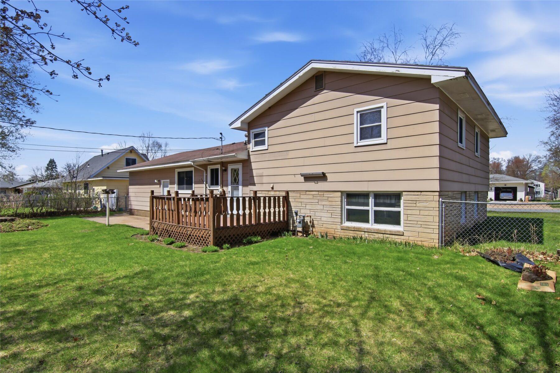 3147 Leslie Lane, Eau Claire, WI — photo 2