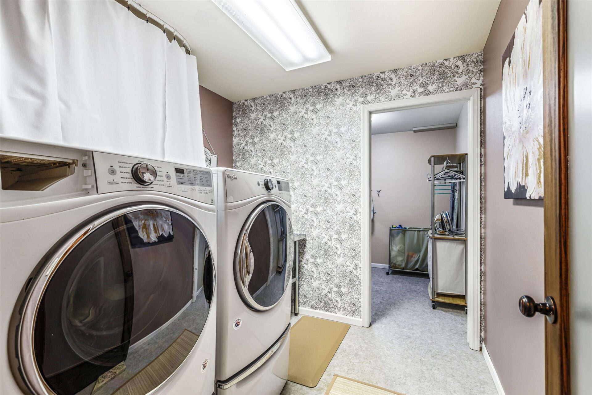 Residential at 318 Paris Place, Eau Claire, WI 54703 — photo 10