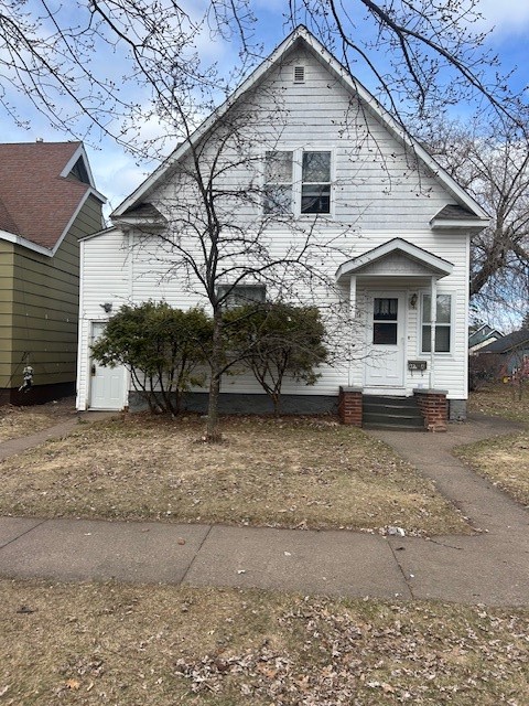 Residential Income at 318 Vine Street, Spooner, WI 54801 — photo 2