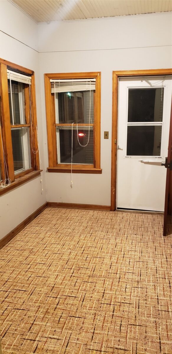 Residential Income at 318 Vine Street, Spooner, WI 54801 — photo 4