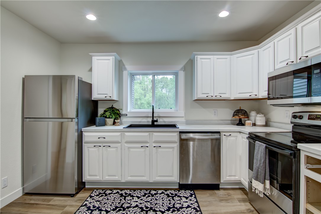 Residential at 324 Cobban Street, Chippewa Falls, WI 54729 — photo 14