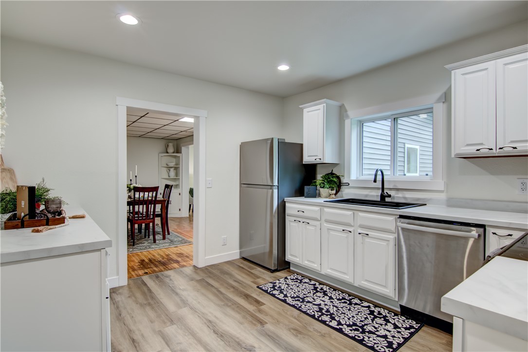 Residential at 324 Cobban Street, Chippewa Falls, WI 54729 — photo 28