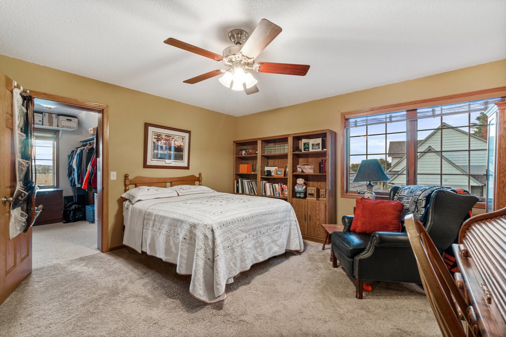 Residential at 328 Nordveien Drive, Boyceville, WI 54725 — photo 11