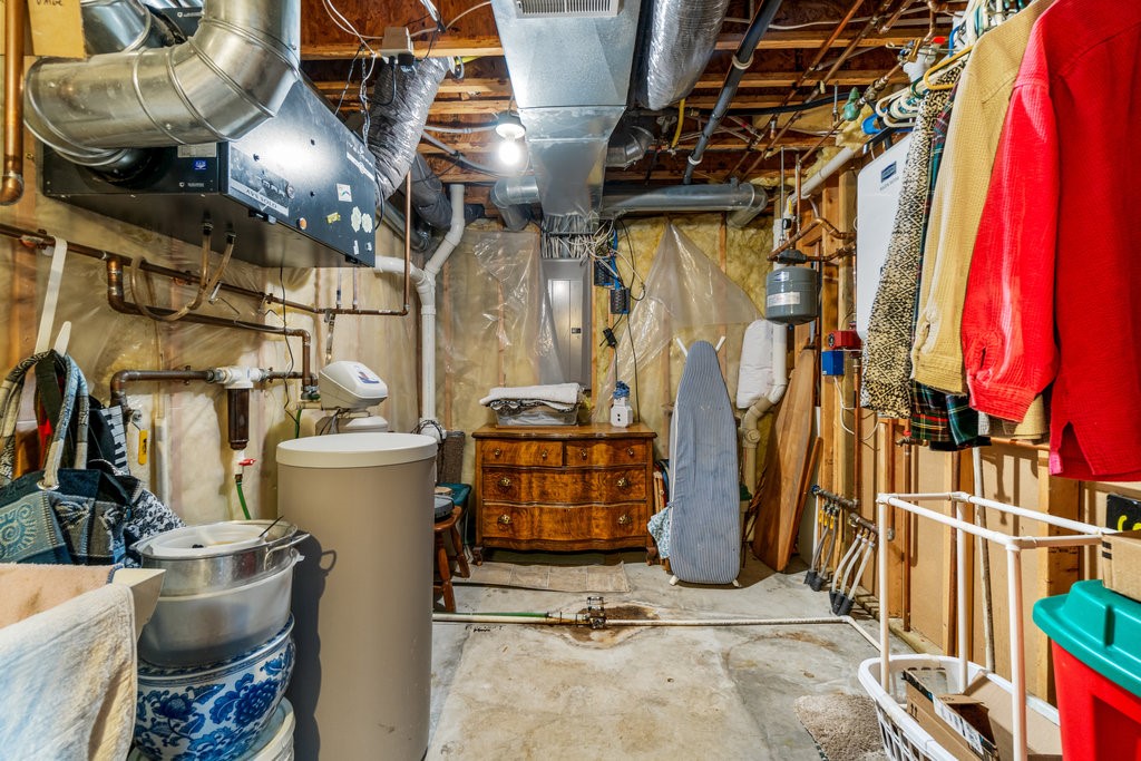 Residential at 328 Nordveien Drive, Boyceville, WI 54725 — photo 25