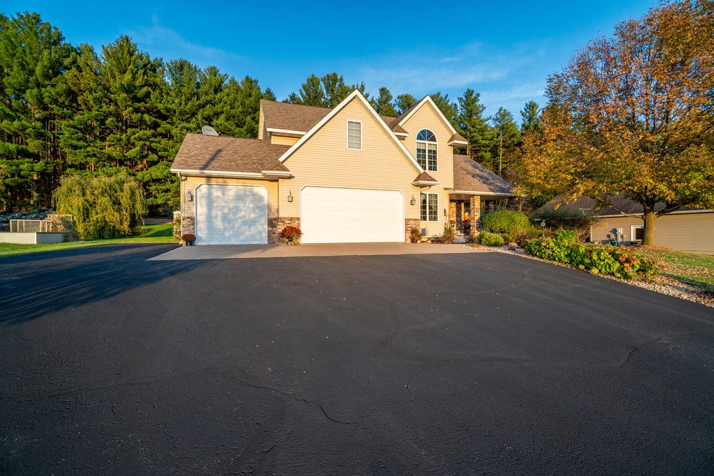 Residential at 328 Nordveien Drive, Boyceville, WI 54725 — photo 28