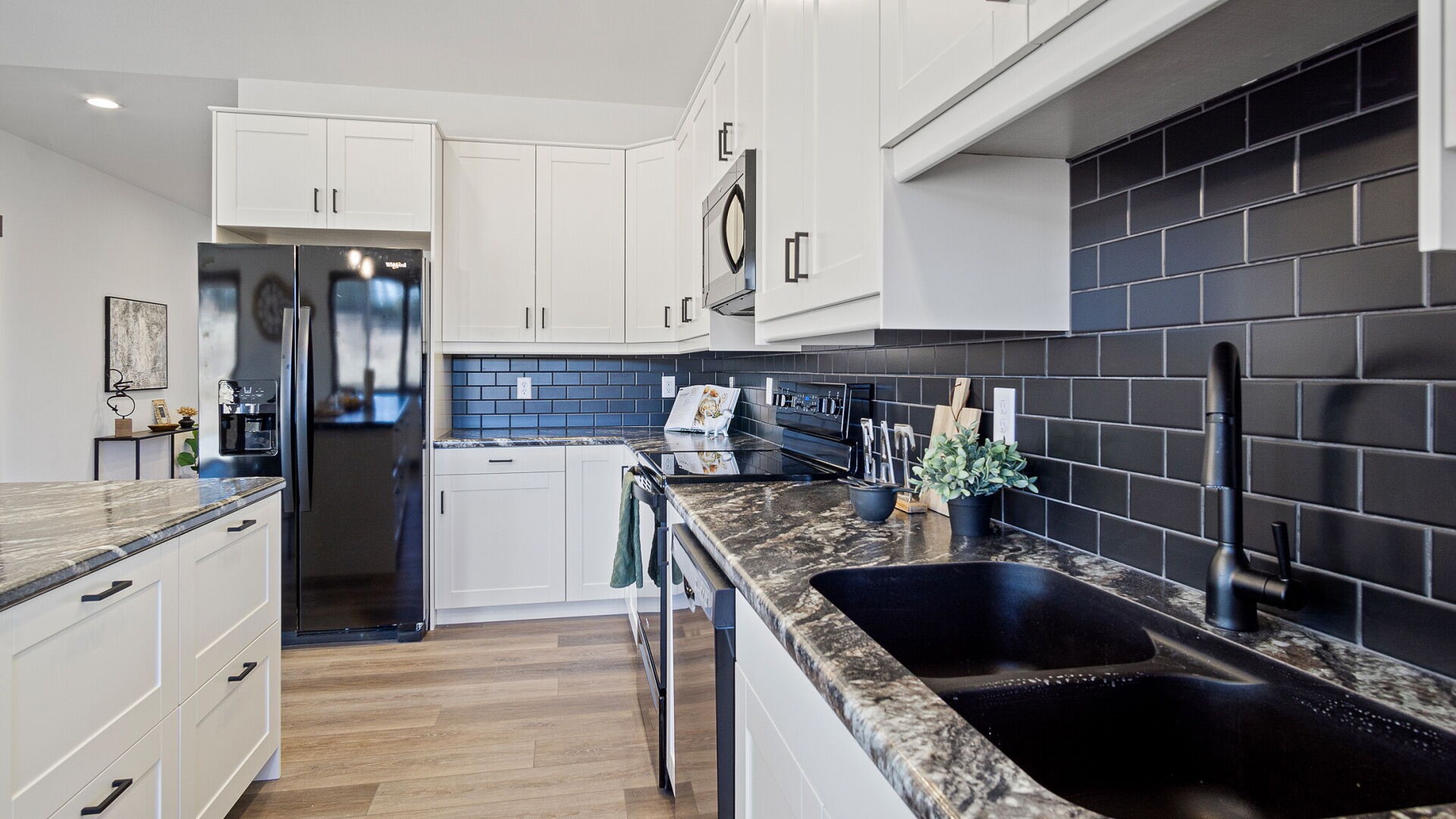 3327-Sunflower-Eau-Claire-WI-54703-1