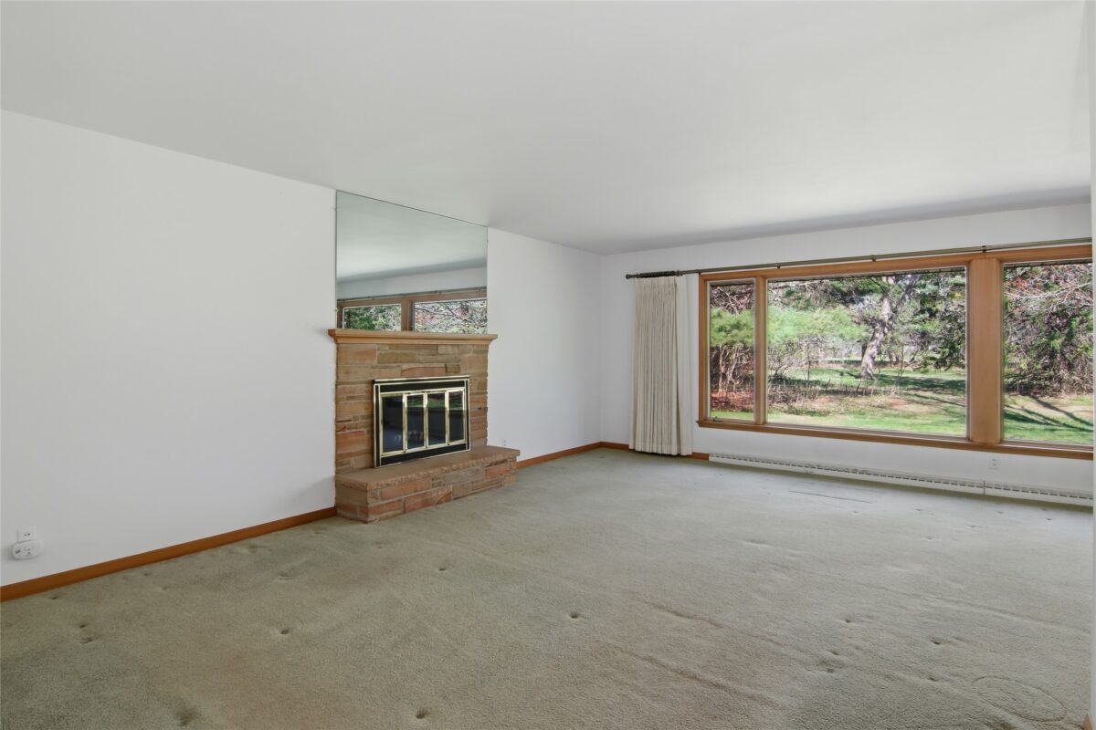3333 Halsey Street, Eau Claire, WI