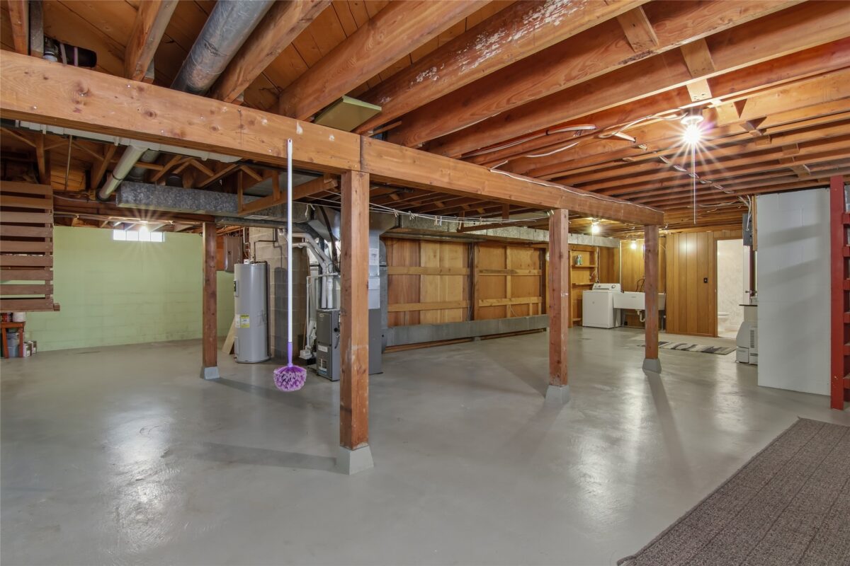 3333 Halsey Street, Eau Claire, WI