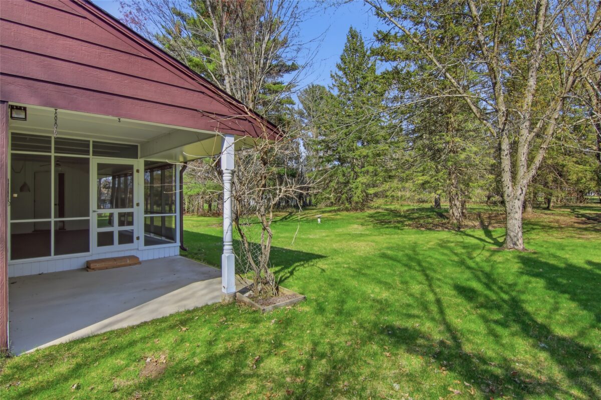 3333 Halsey Street, Eau Claire, WI