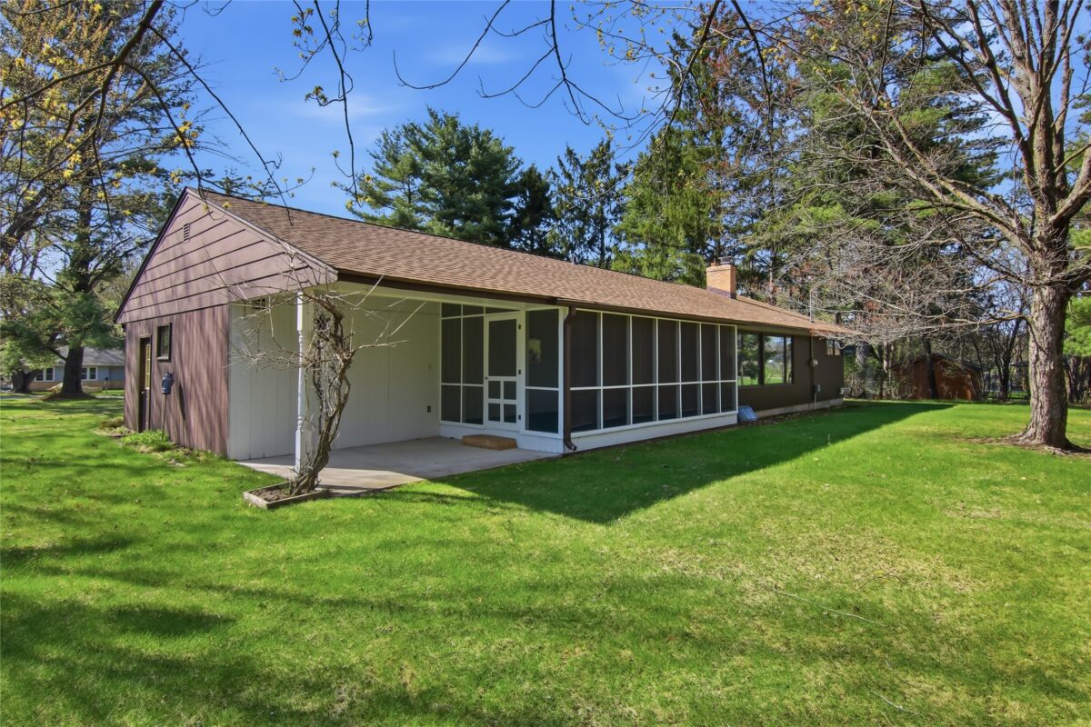 3333 Halsey Street, Eau Claire, WI