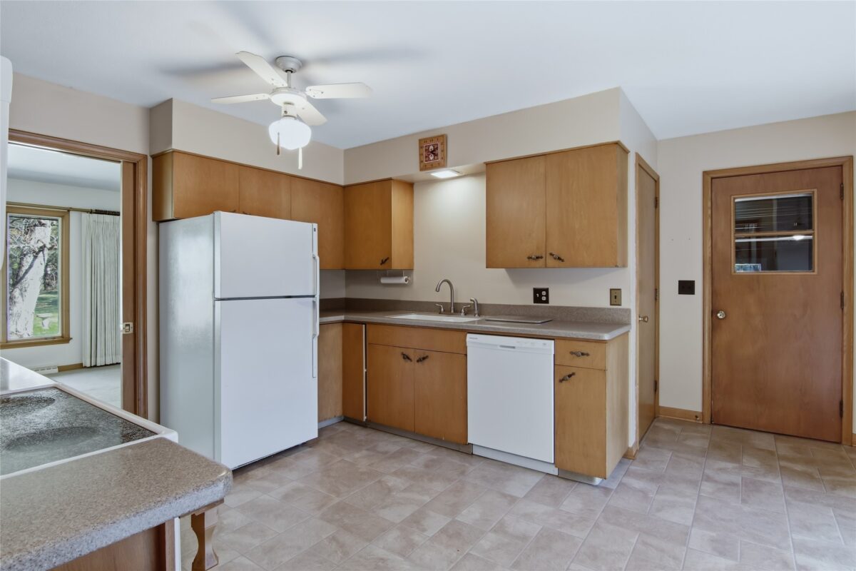 3333 Halsey Street, Eau Claire, WI