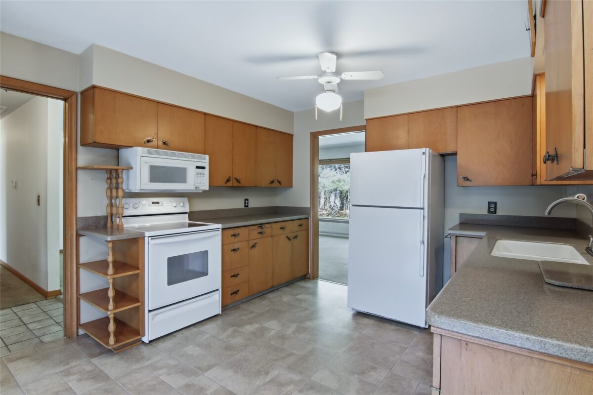 3333 Halsey Street, Eau Claire, WI