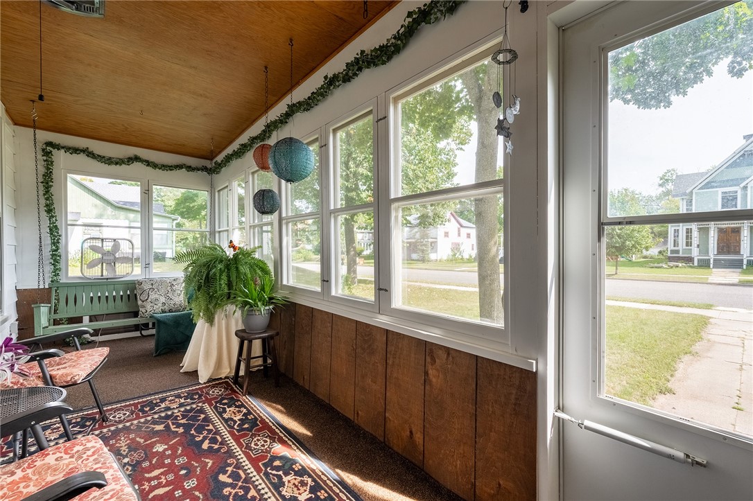 Residential at 334 Grand Avenue, Chippewa Falls, WI 54729 — photo 2