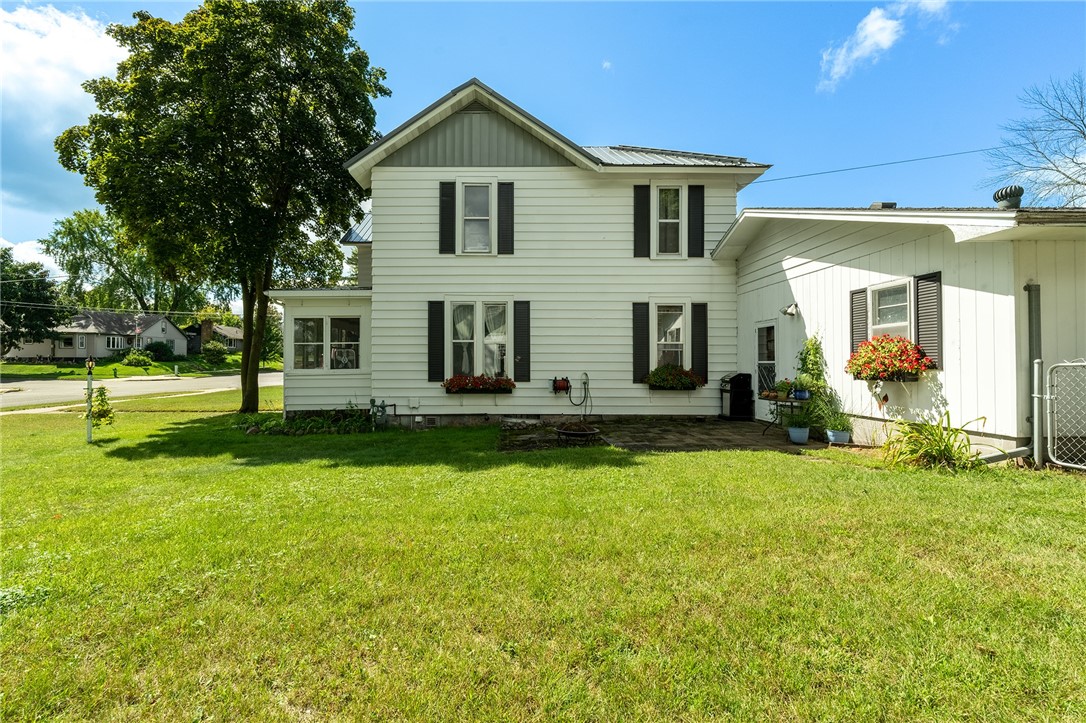 Residential at 334 Grand Avenue, Chippewa Falls, WI 54729 — photo 29