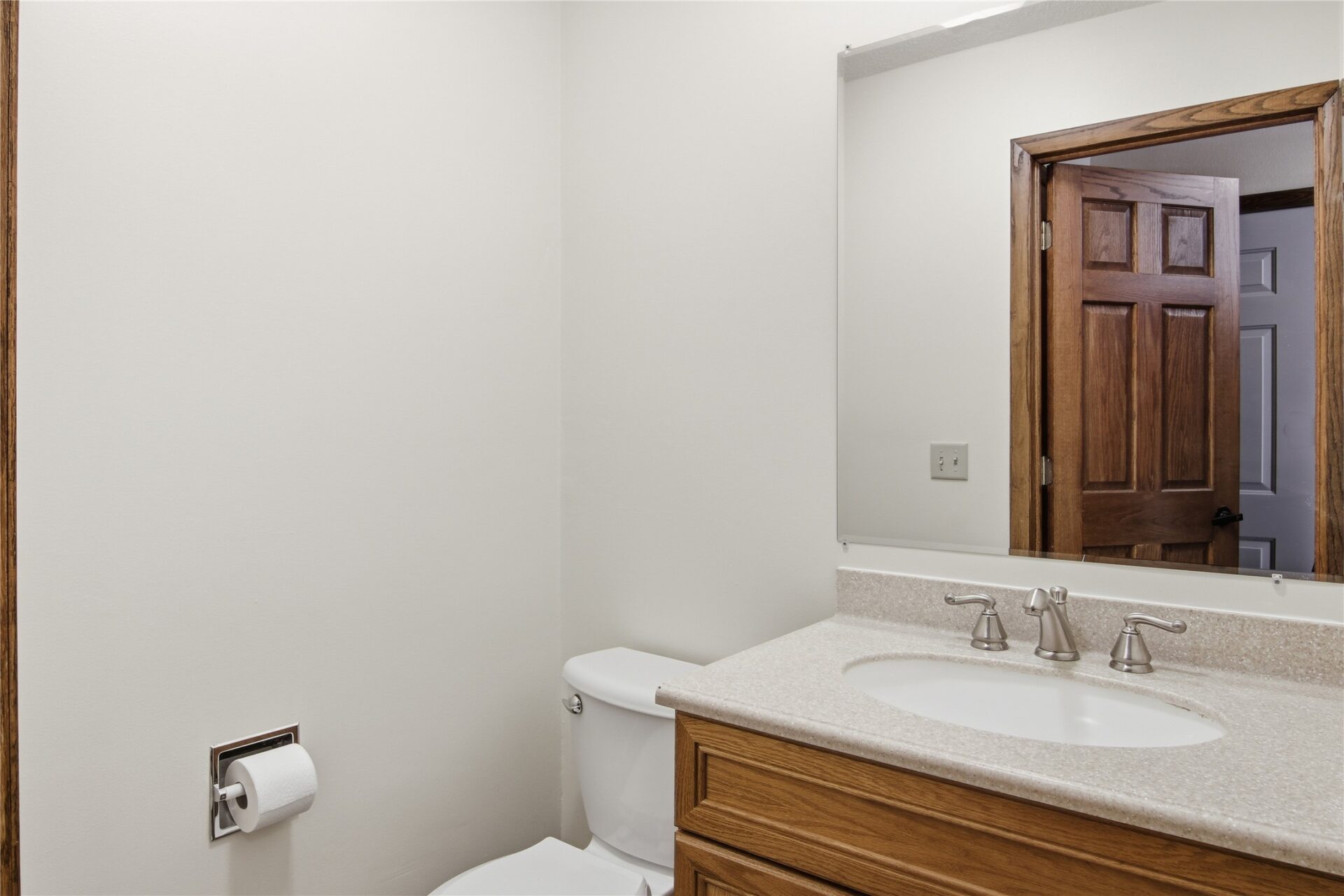 Residential at 3411 Ridgeway Drive, Eau Claire, WI 54701 — photo 5