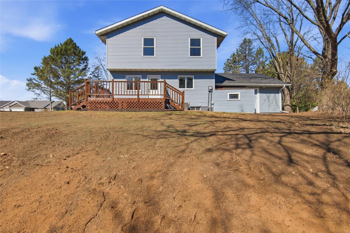 Residential at 3411 Ridgeway Drive, Eau Claire, WI 54701 — photo 9