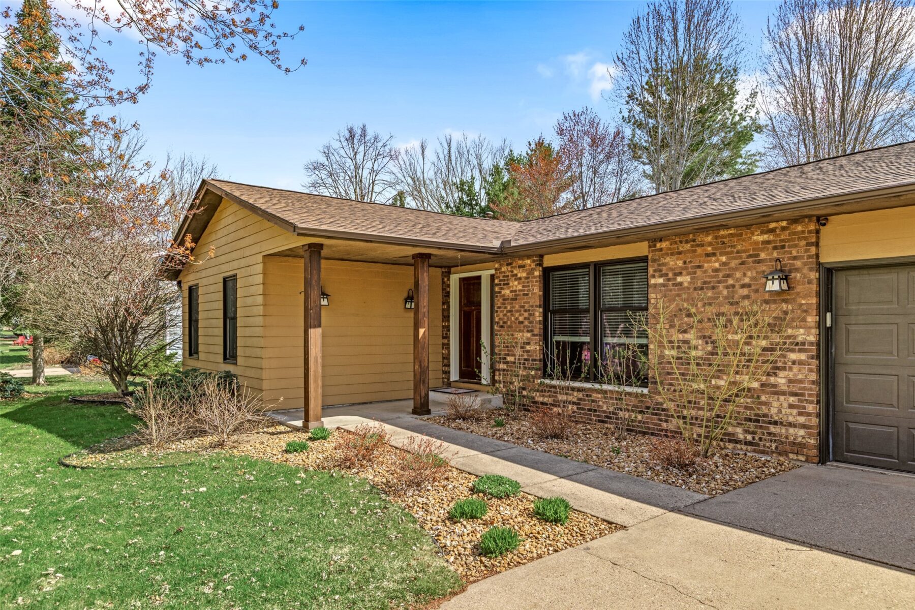 3445 Nimitz St, Eau Claire, WI — photo 3