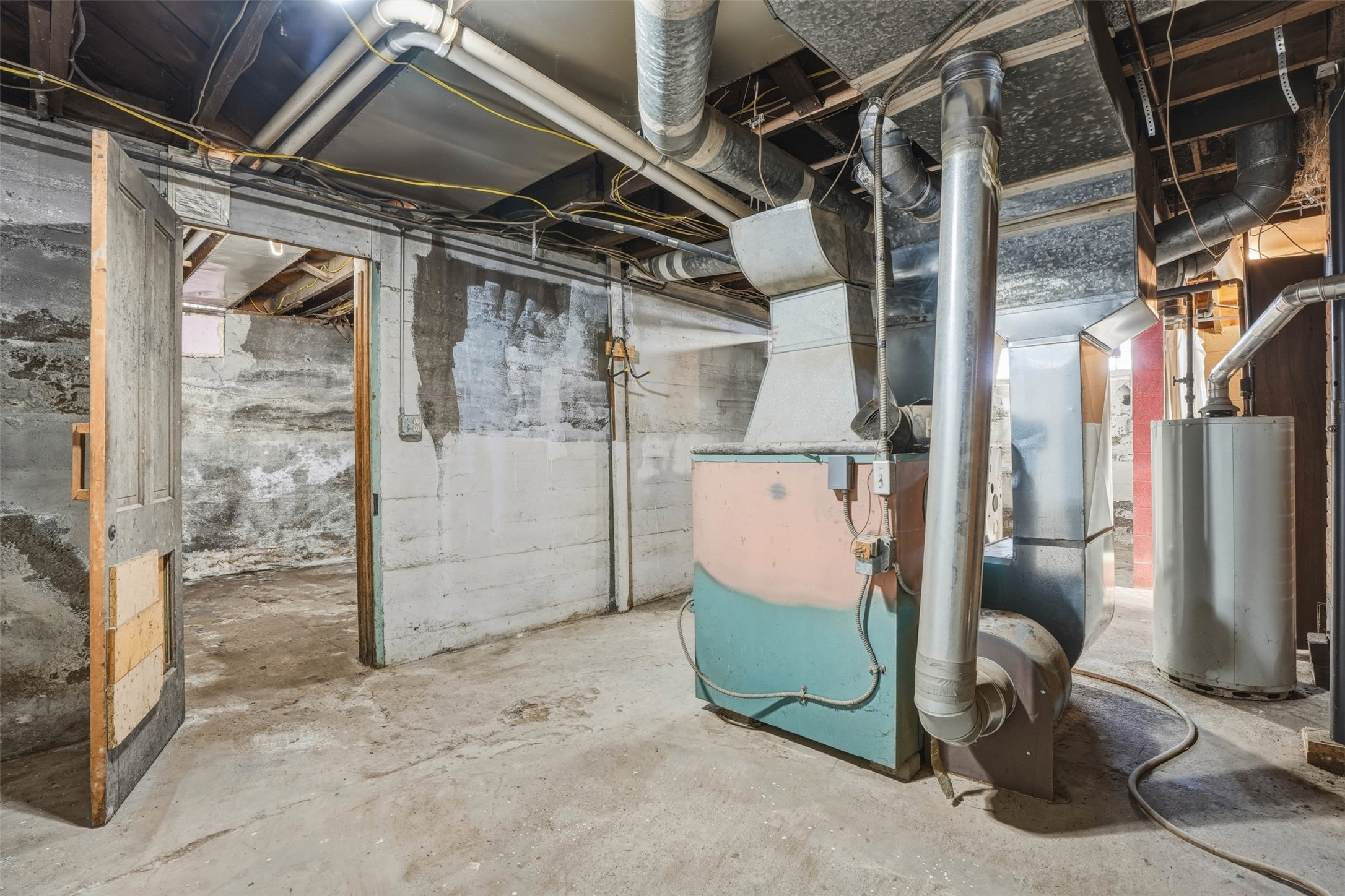 35635-5th-Independence-WI-54747-7