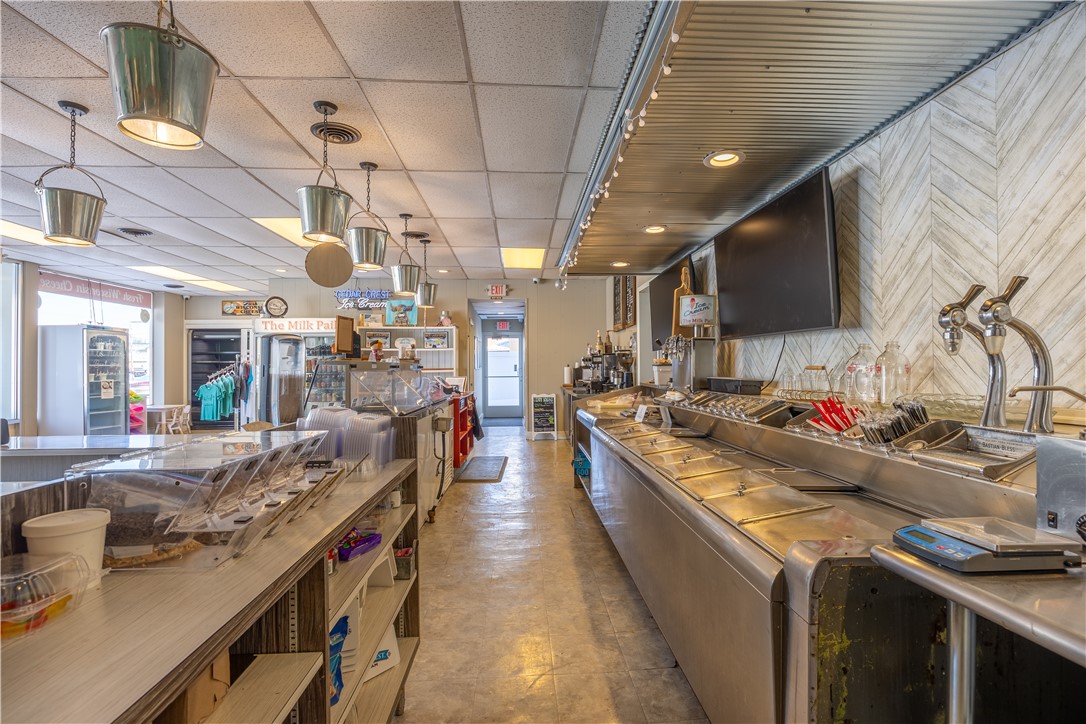 36 W Marshall Street, Rice Lake, WI — photo 11