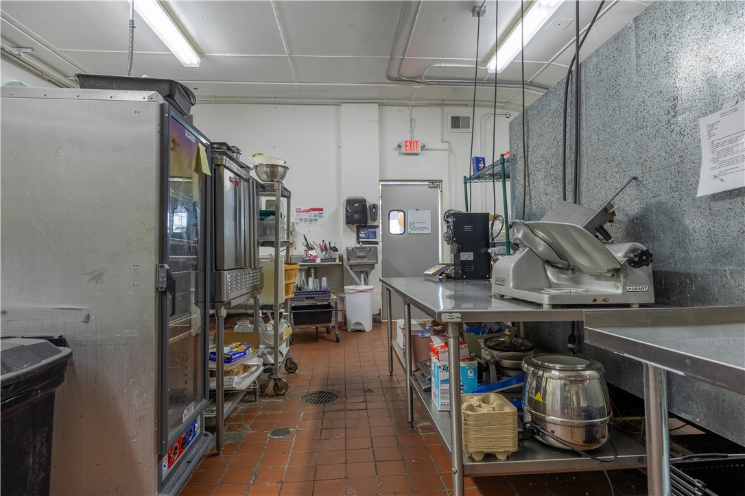 36 W Marshall Street, Rice Lake, WI — photo 17