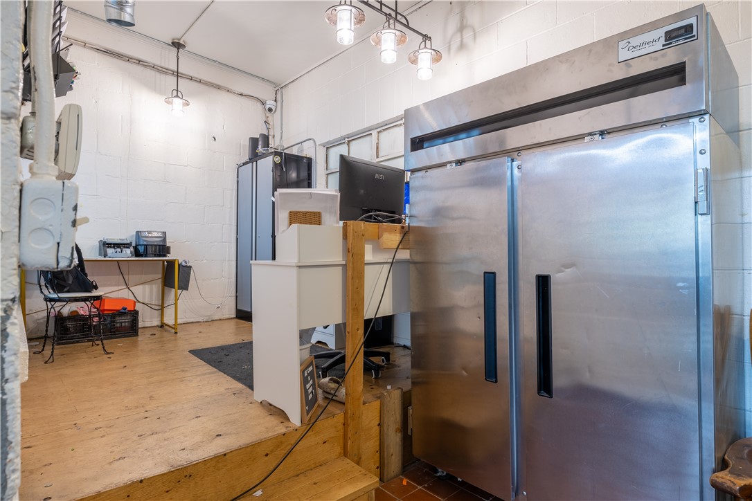 36 W Marshall Street, Rice Lake, WI — photo 23