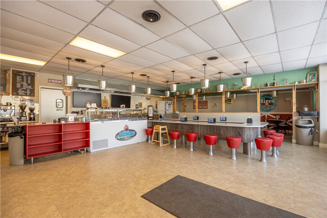 36 W Marshall Street, Rice Lake, WI — photo 3