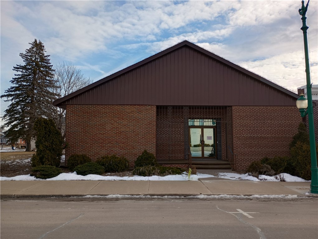 36250 Main Street, Whitehall, WI — photo 2