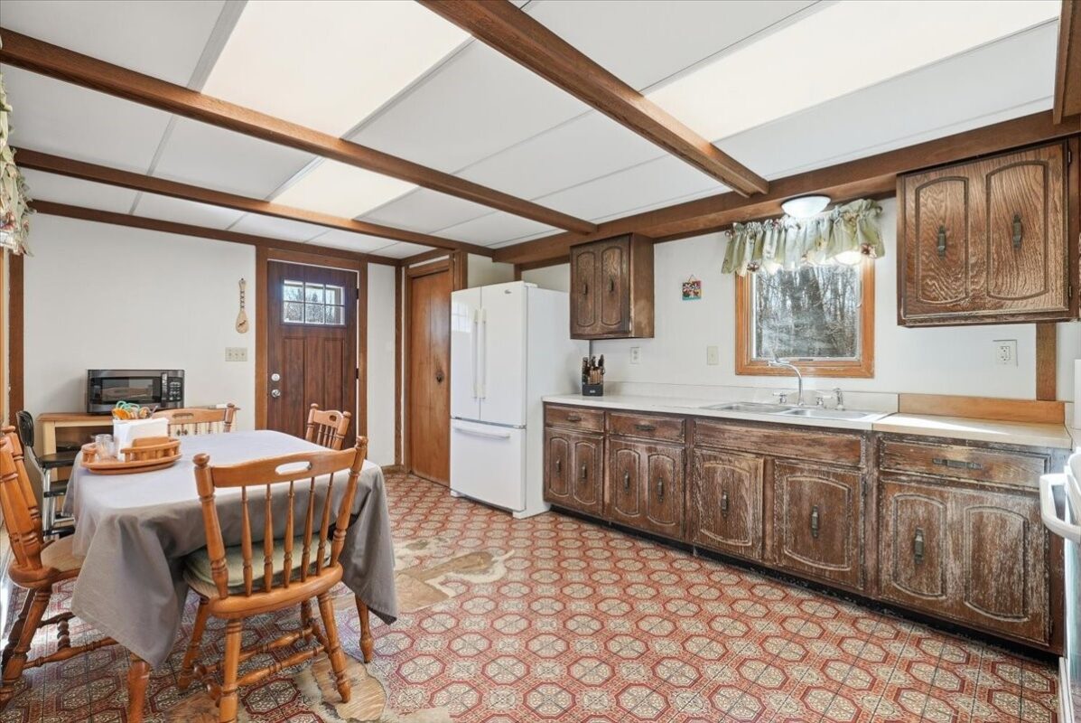 Residential at 380 202nd Street, Osceola, WI 54020 — photo 6