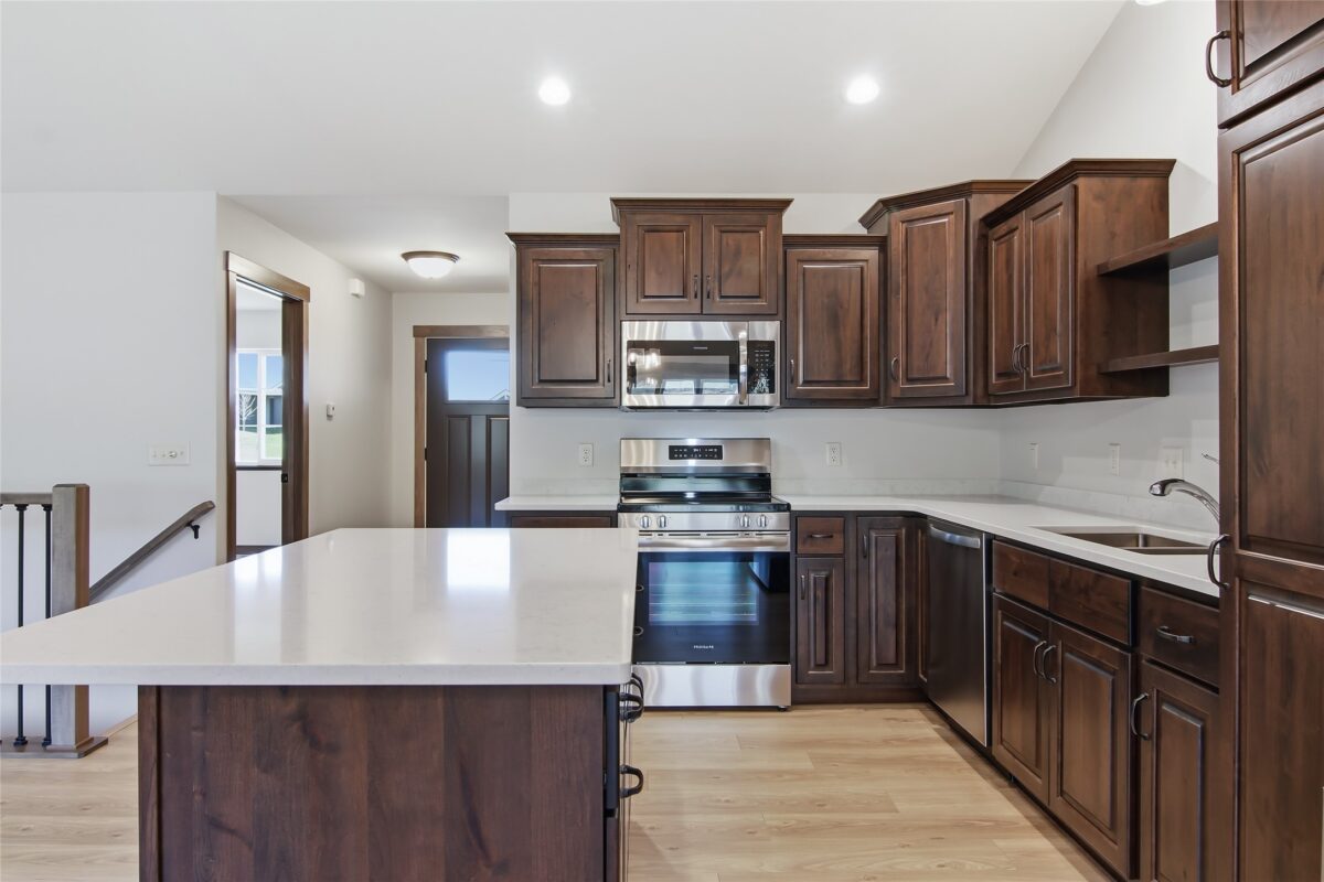 3904 Nicholas Drive, Menomonie, WI — photo 5