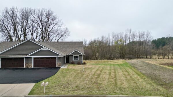 3941 Nicholas Drive Menomonie WI 54751 — photo 1