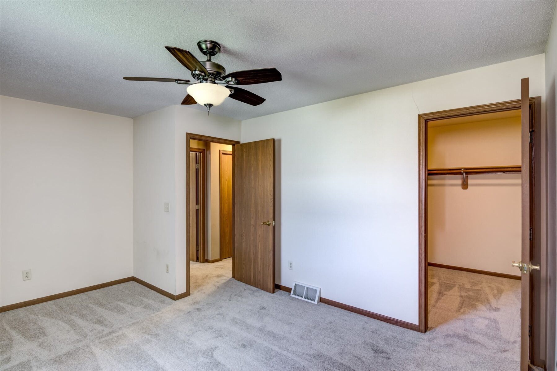 4006 Boardwalk Street 1, Eau Claire, WI — photo 12